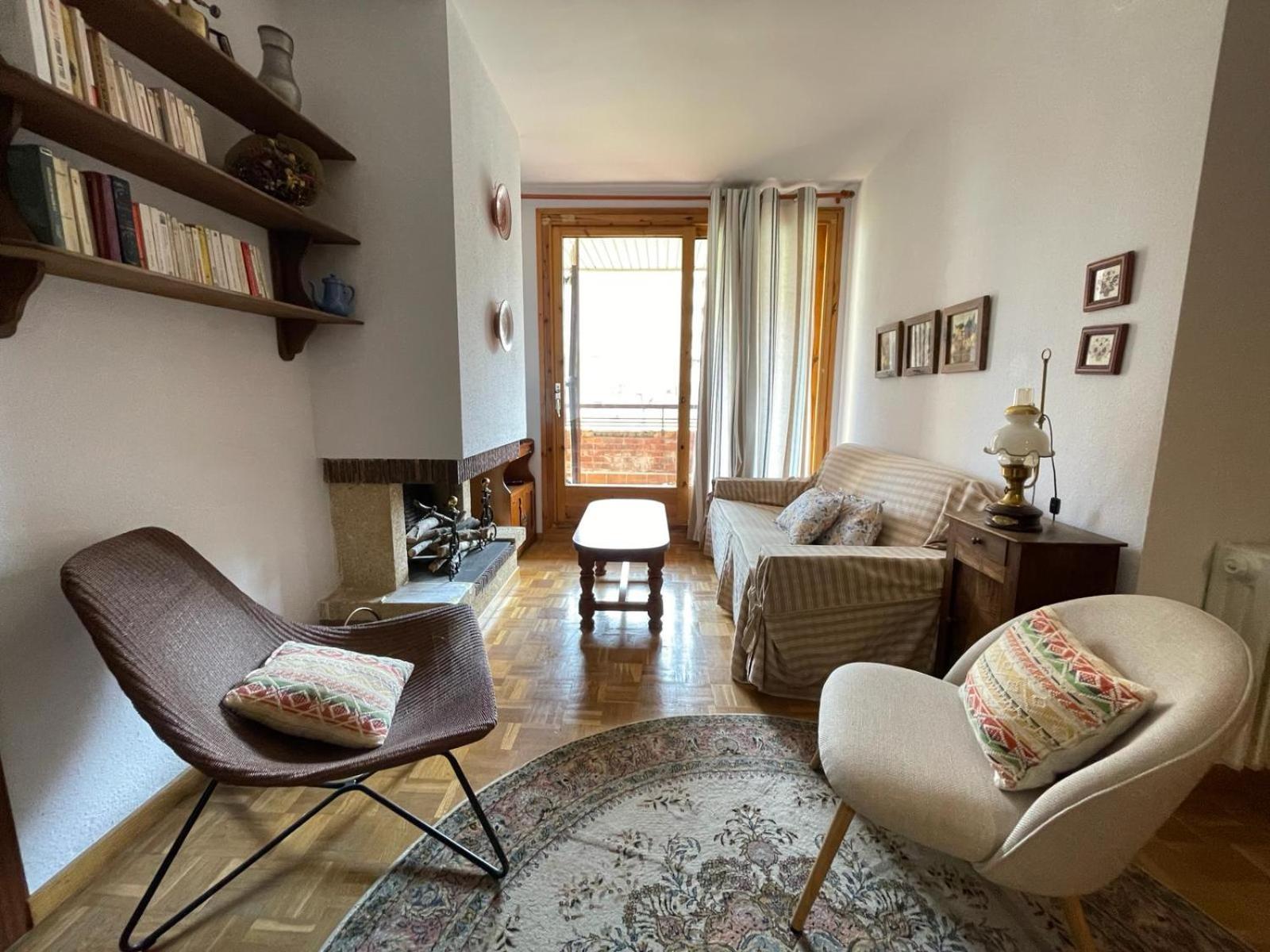 Apartamento Capelot Jaca Zewnętrze zdjęcie